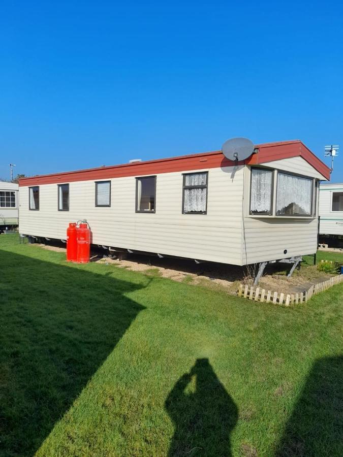 Kings Caravan - Family Groups Only - Very Quiet Park Villa Skegness Dış mekan fotoğraf